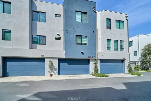 $1,349,000 | 16330 Moonstone Circle, Tustin, CA 92782