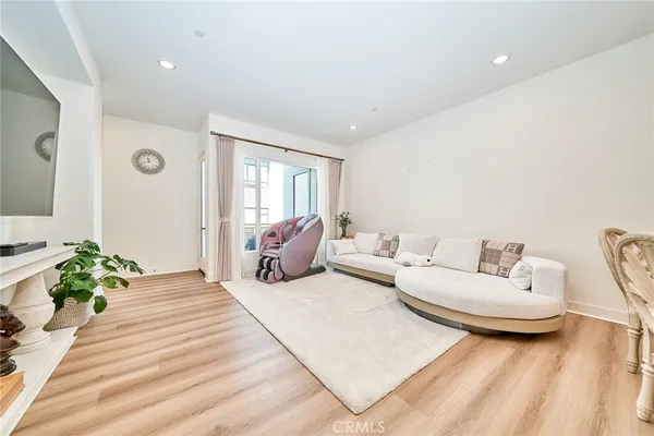 $1,349,000 | 16330 Moonstone Circle, Tustin, CA 92782
