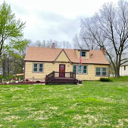 $275,000 | 832 West 30th Street, Independence, MO 64055