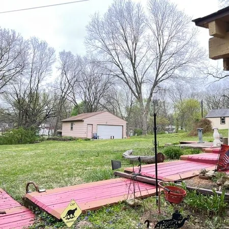 $275,000 | 832 West 30th Street, Independence, MO 64055