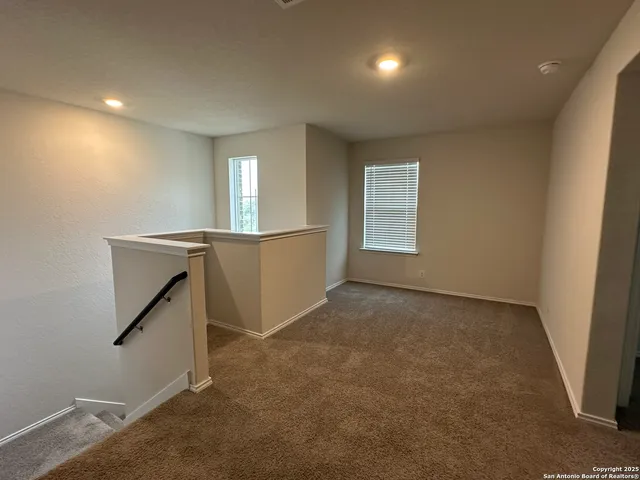 $1,750 | 918 Andean Emerald, San Antonio, TX 78253