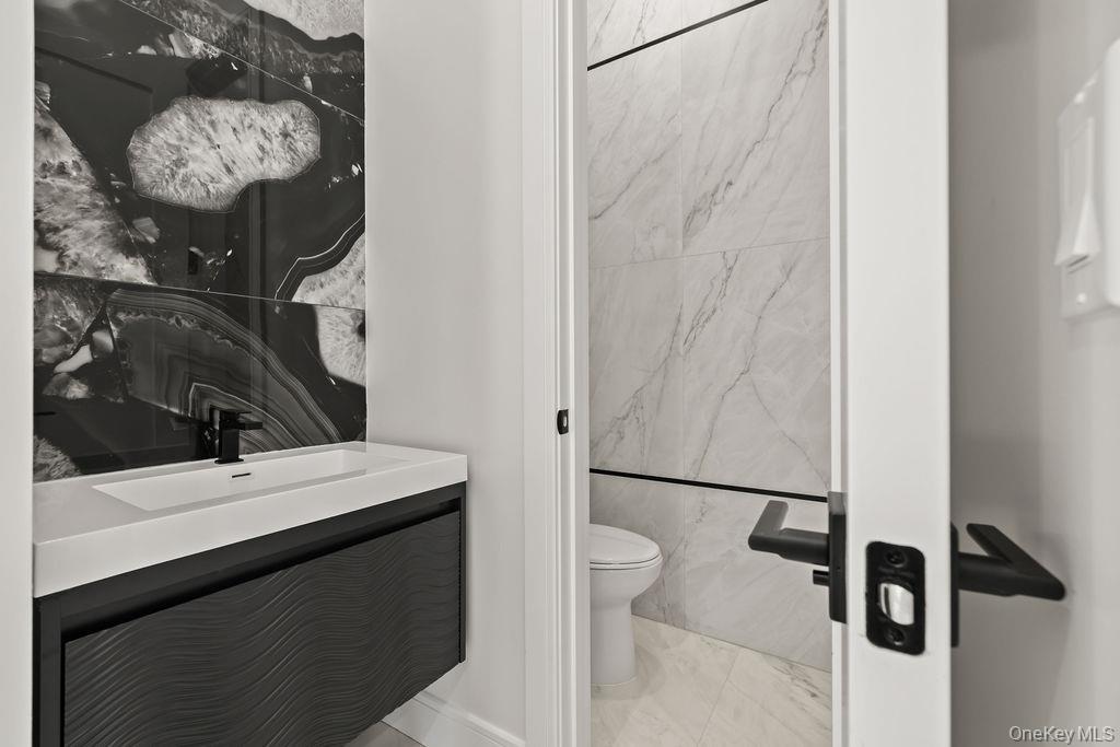11 Lincoln Street, Unit 201 Spring Valley, NY 10977 - Photo 16 of 50 Bathroom #1
