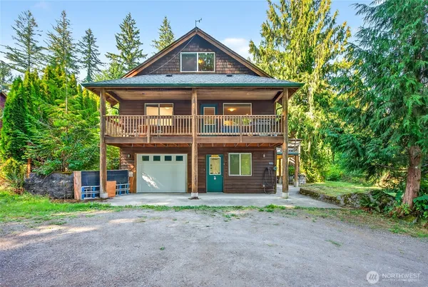 $597,500 | 11062 Whistler Lane, Deming, WA 98244