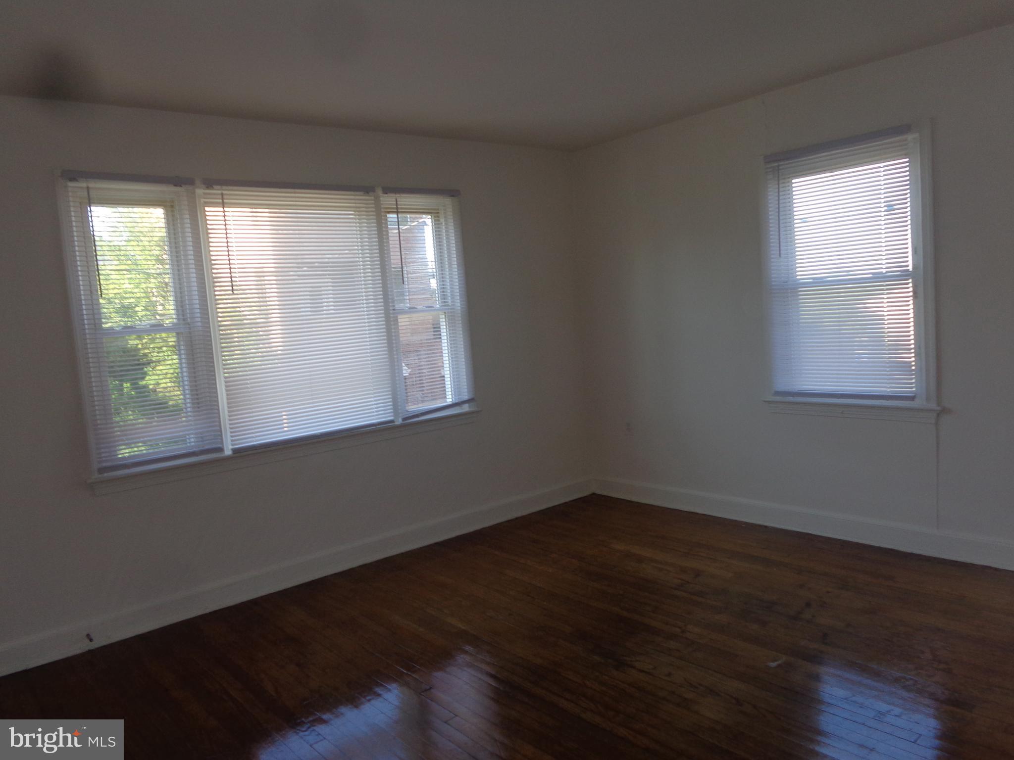 5024 Astor Place Southeast Washington, DC 20019 - Photo 10 of 19 Vacant unit living room