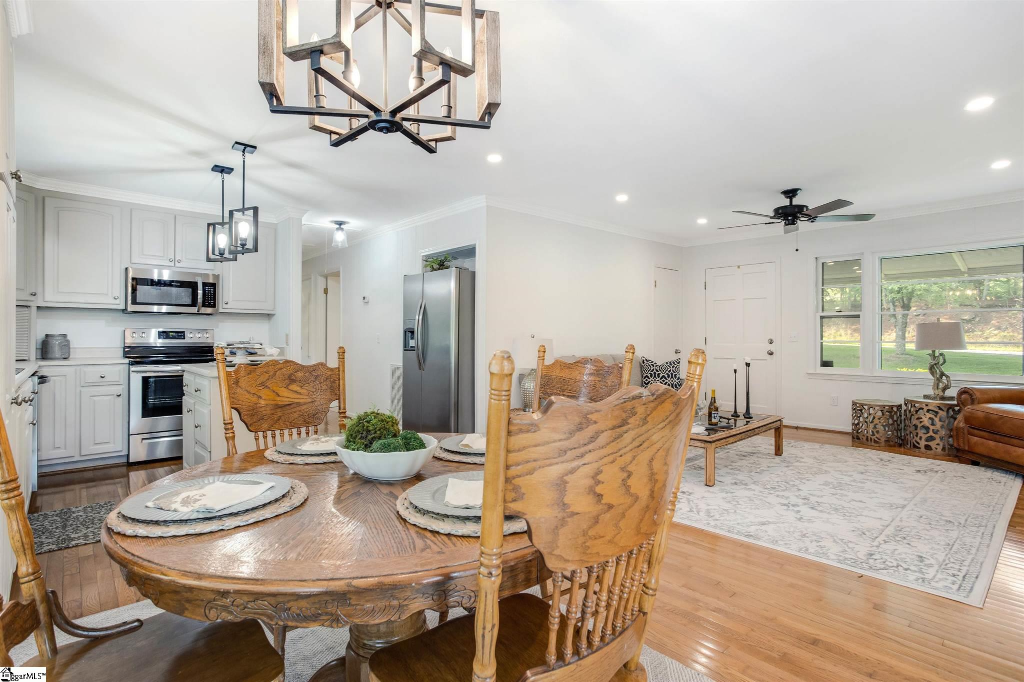 1071 Ireland Road Pickens, SC 29671 - Photo 6 of 35