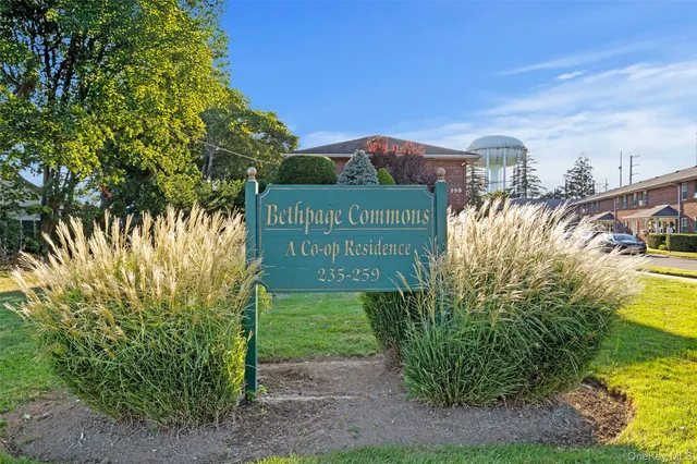 $357,000 | 253 Hicksville Road, Unit 2K, Bethpage, NY 11714