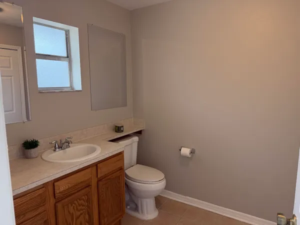 $1,950 | 125 Southeast Millwood Terrace, Stuart, FL 34997