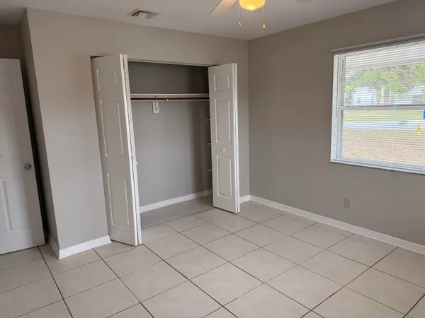 $1,950 | 125 Southeast Millwood Terrace, Stuart, FL 34997