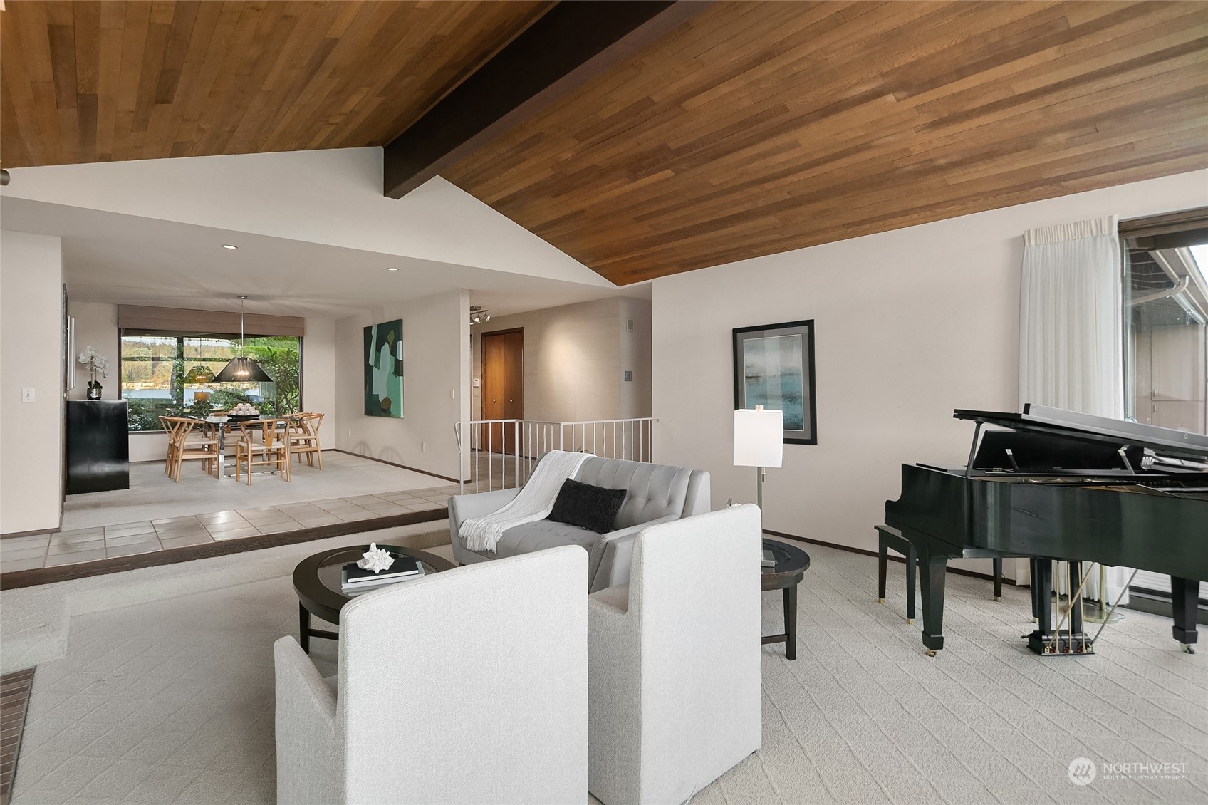 5300 Butterworth Road Mercer Island, WA 98040 - Photo 17 of 36 a living room with furniture and a piano