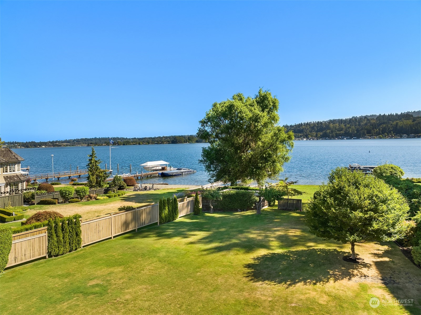 5300 Butterworth Road Mercer Island, WA 98040 - Photo 3 of 36 a view of a lake with houses
