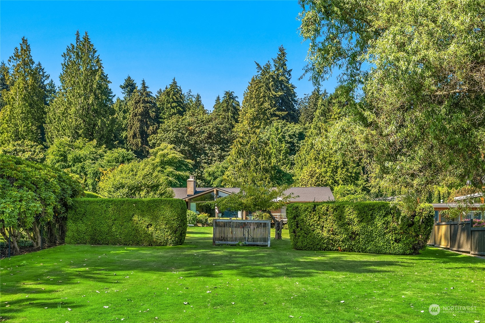 5300 Butterworth Road Mercer Island, WA 98040 - Photo 7 of 36 a view of a house with a yard