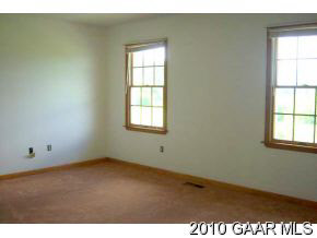 5544 Lee Jackson Highway Raphine, VA 24472 - Photo 5 of 7 an empty room with a window