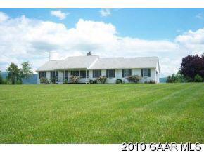5544 Lee Jackson Highway Raphine, VA 24472 - Photo 7 of 7 a front view of house with yard