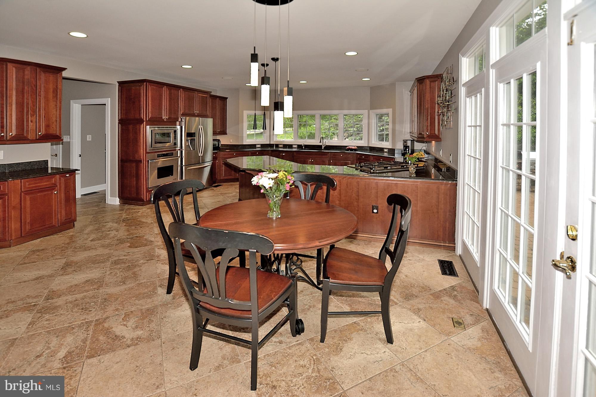 8834 Rommel Drive Lorton, VA 22079 - Photo 12 of 30 Eat In Kitchen