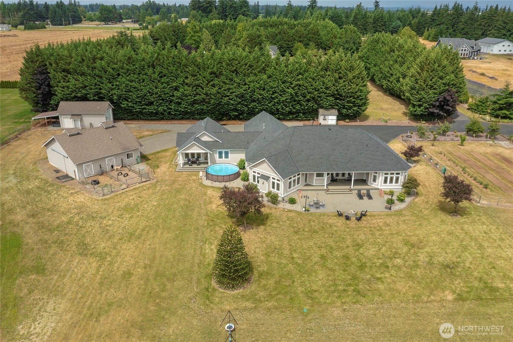 7969 Rodeo Drive Lynden, WA 98264 - Photo 3 of 40
