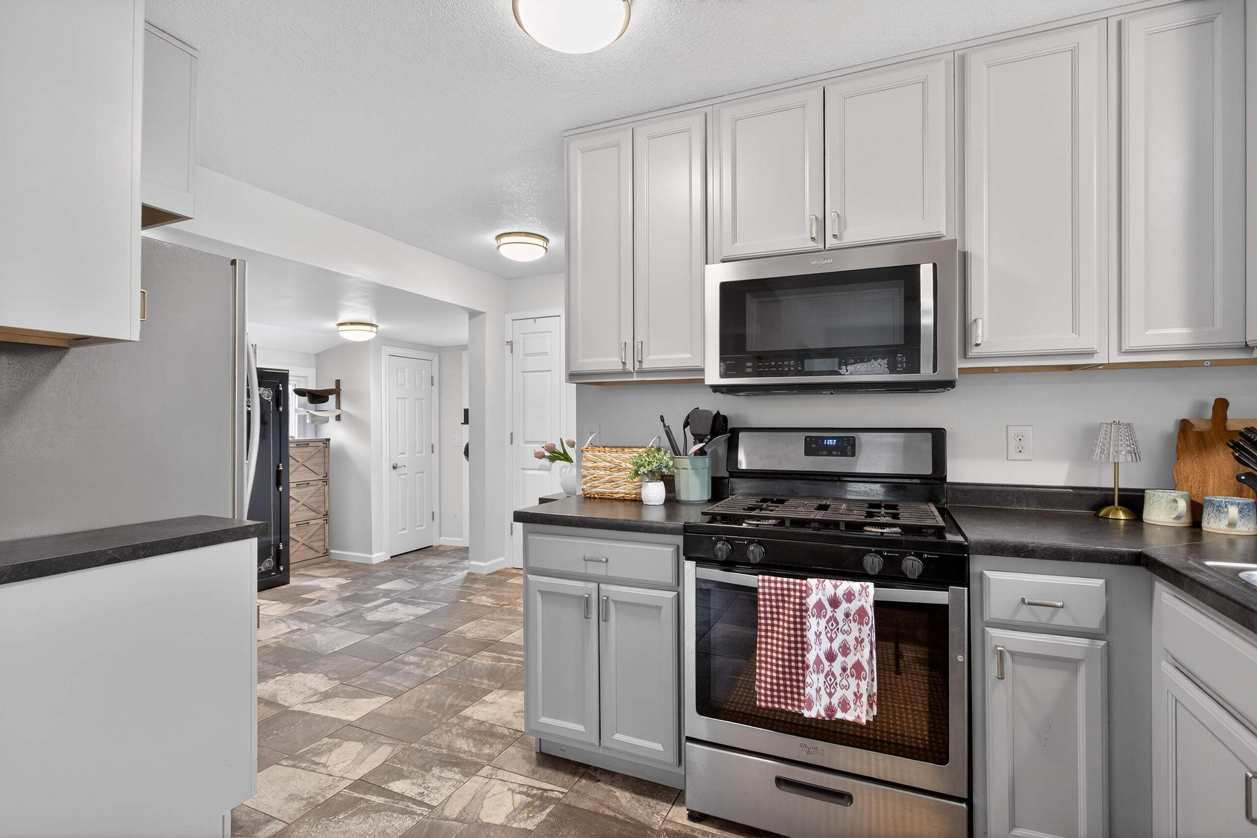 2001 Jefferson Road Clarklake, MI 49234 - Photo 13 of 56 009_0N0A2928