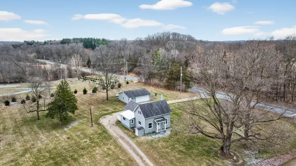$250,000 | 2001 Jefferson Road, Clarklake, MI 49234