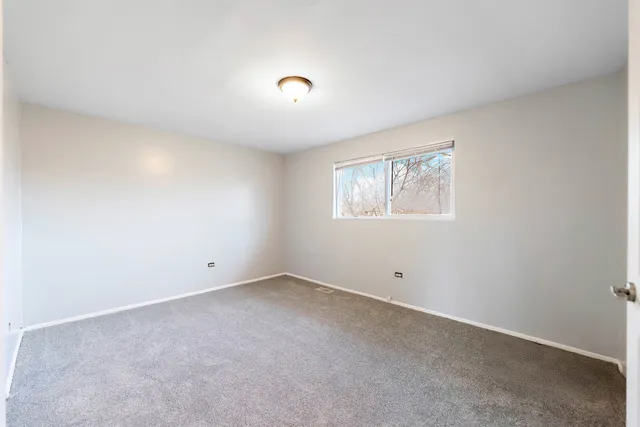 $250,000 | 1044 Samson Drive, University Park, IL 60484