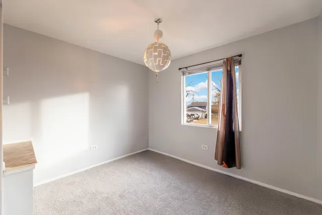 $250,000 | 1044 Samson Drive, University Park, IL 60484