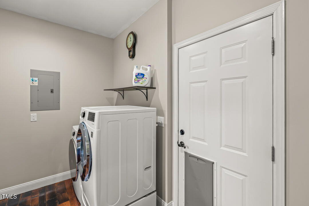 1282 Little River Road Asheboro, NC 27205 - Photo 16 of 50 laundry room