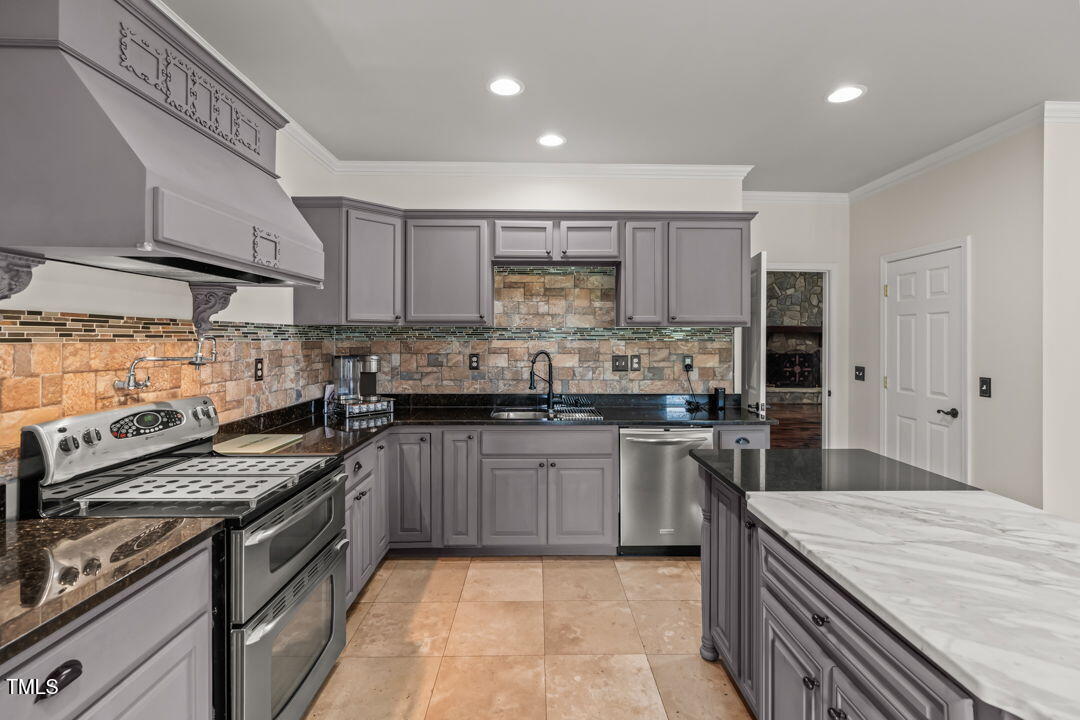 1282 Little River Road Asheboro, NC 27205 - Photo 20 of 50 kitchen