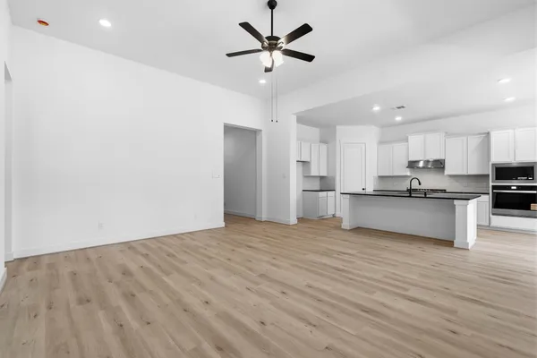 $439,990 | 363 Covey Lane, Sealy, TX 77474