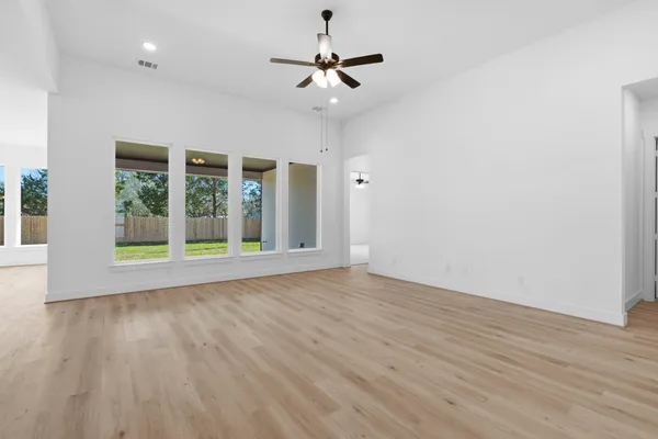 $439,990 | 363 Covey Lane, Sealy, TX 77474