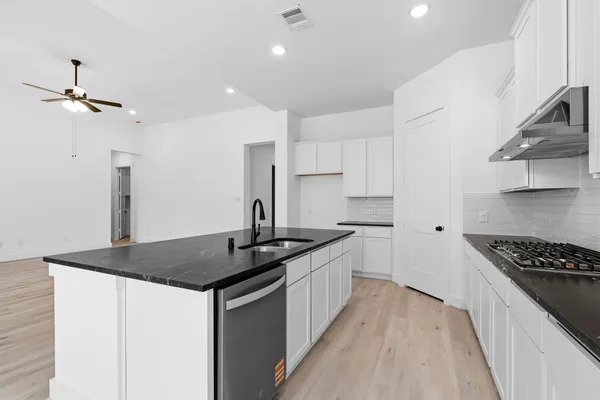 $439,990 | 363 Covey Lane, Sealy, TX 77474