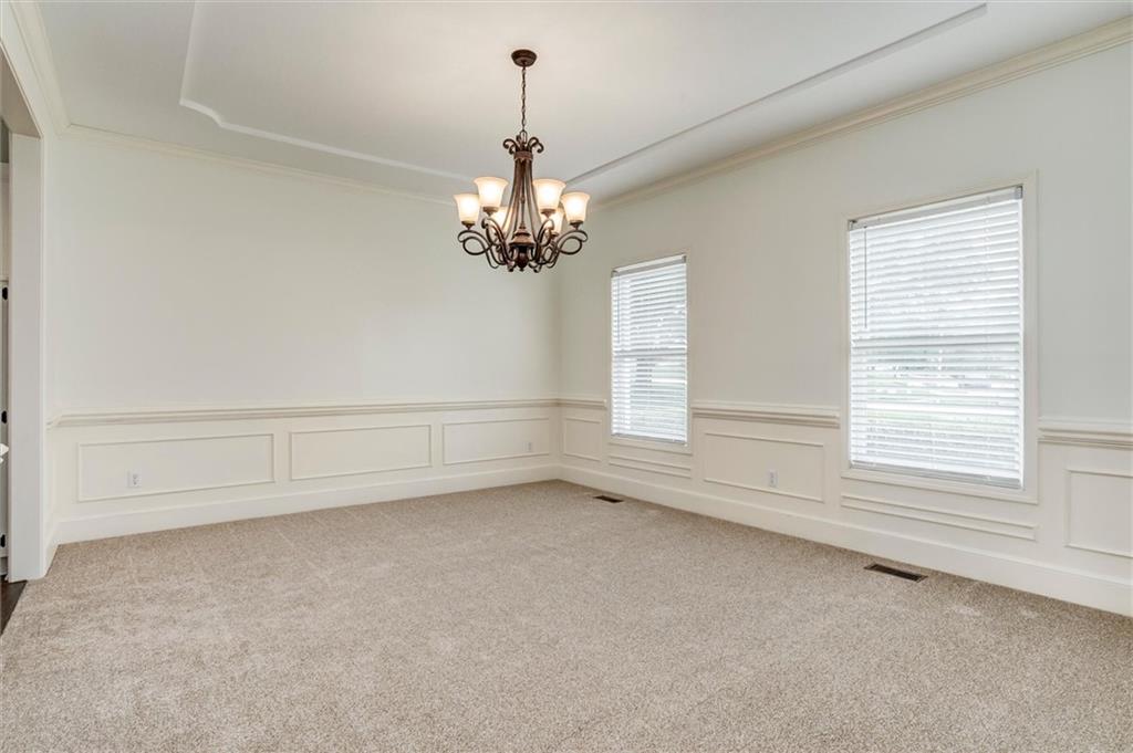 6001 Hallet Street Shawnee, KS 66216 - Photo 14 of 36