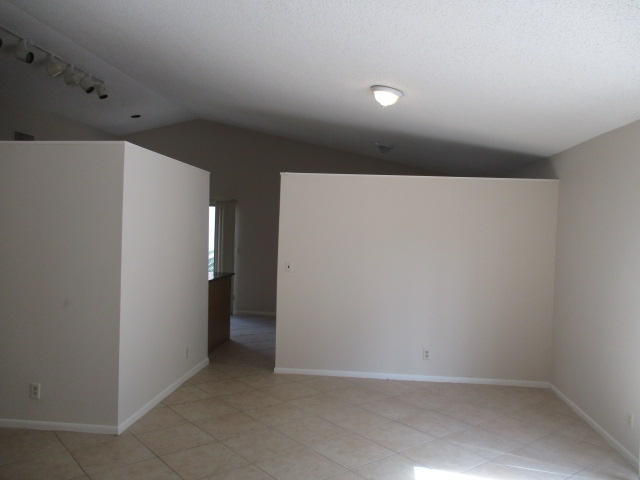 9940 Robins Nest Road Boca Raton, FL 33496 - Photo 4 of 15 IMG_3807