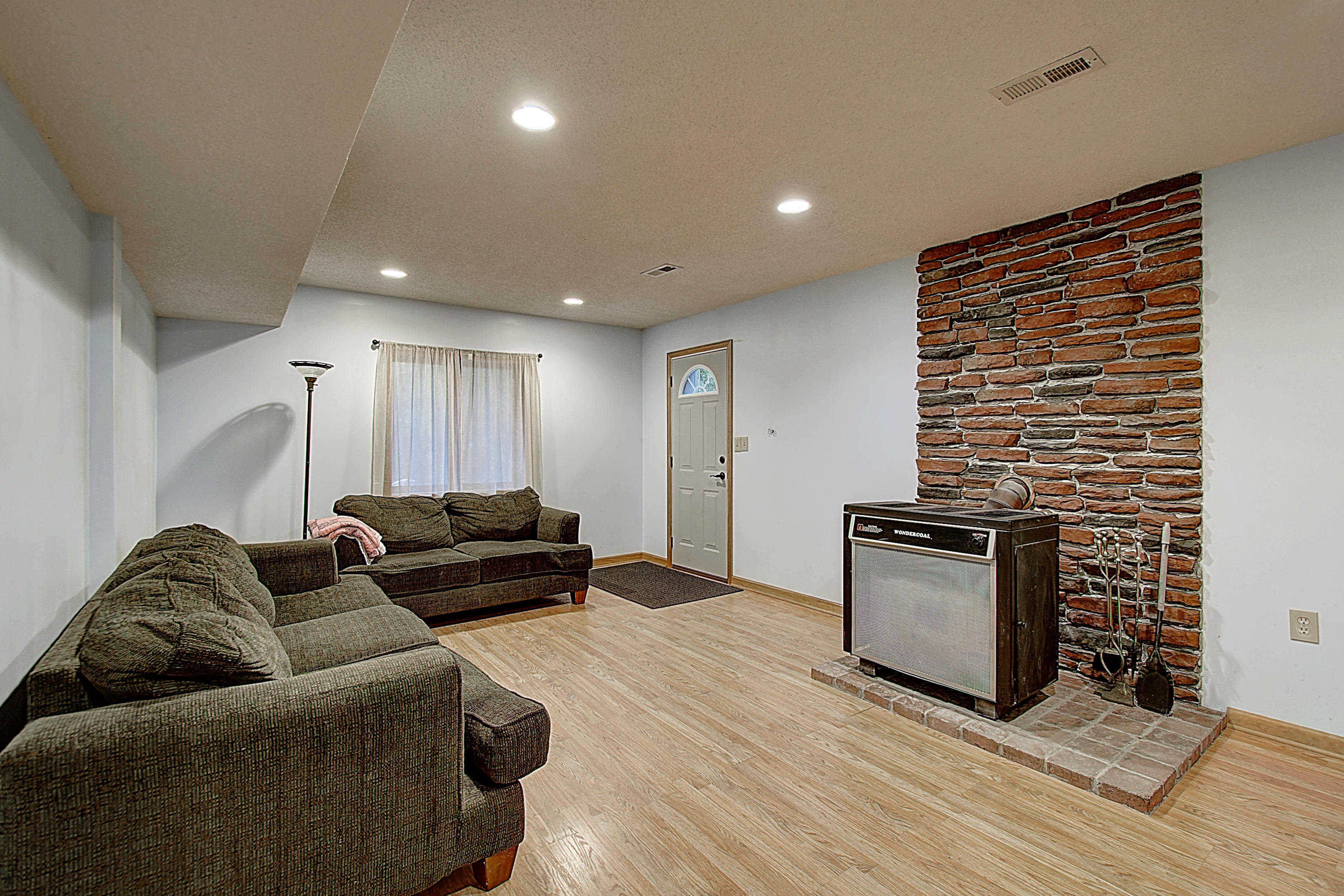 183 Roy Bowers Road Elizabethton, TN 37643 - Photo 28 of 39 DSC_0079_80_81_82