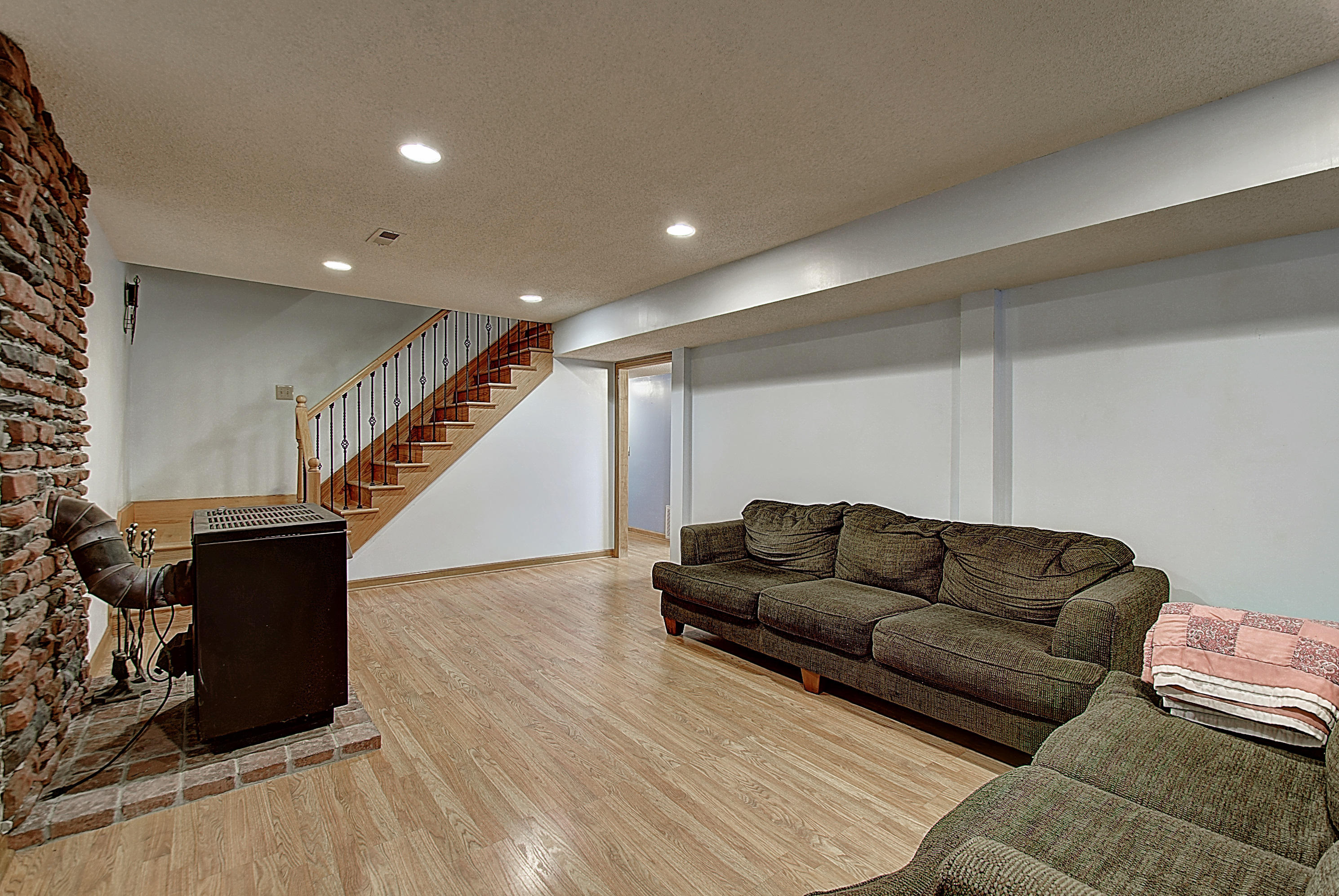 183 Roy Bowers Road Elizabethton, TN 37643 - Photo 29 of 39 DSC_0083_4_5_6