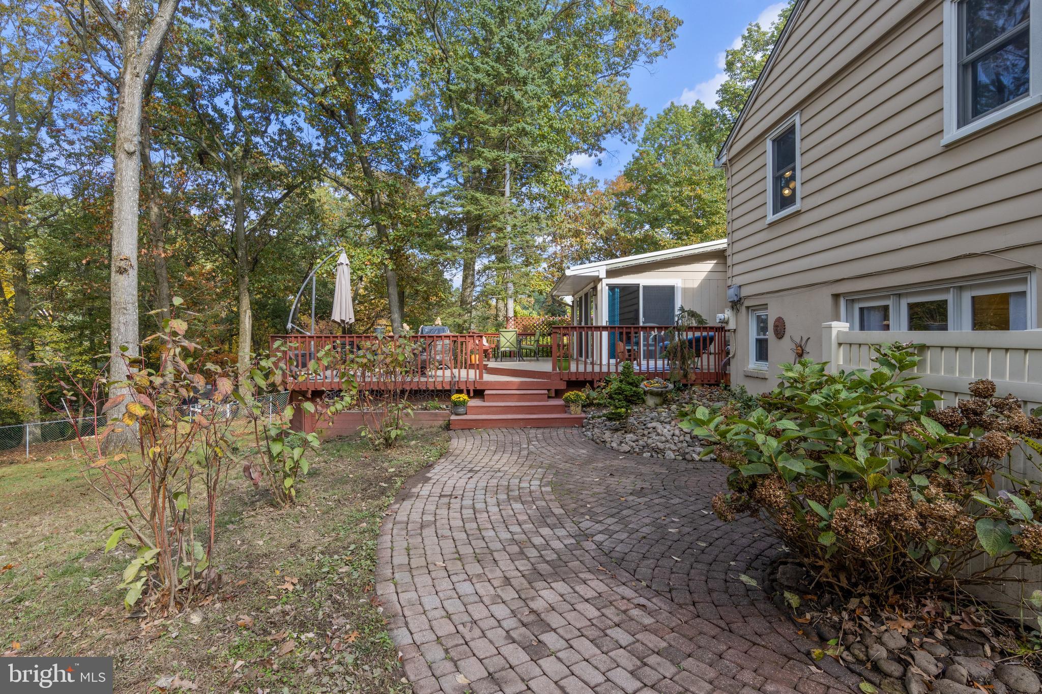 239 Radcliffe Road Wayne, PA 19087 - Photo 4 of 36 Backyard Patio