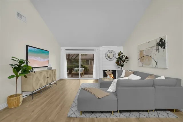 $1,170,000 | 4 Dogwood South, Irvine, CA 92612