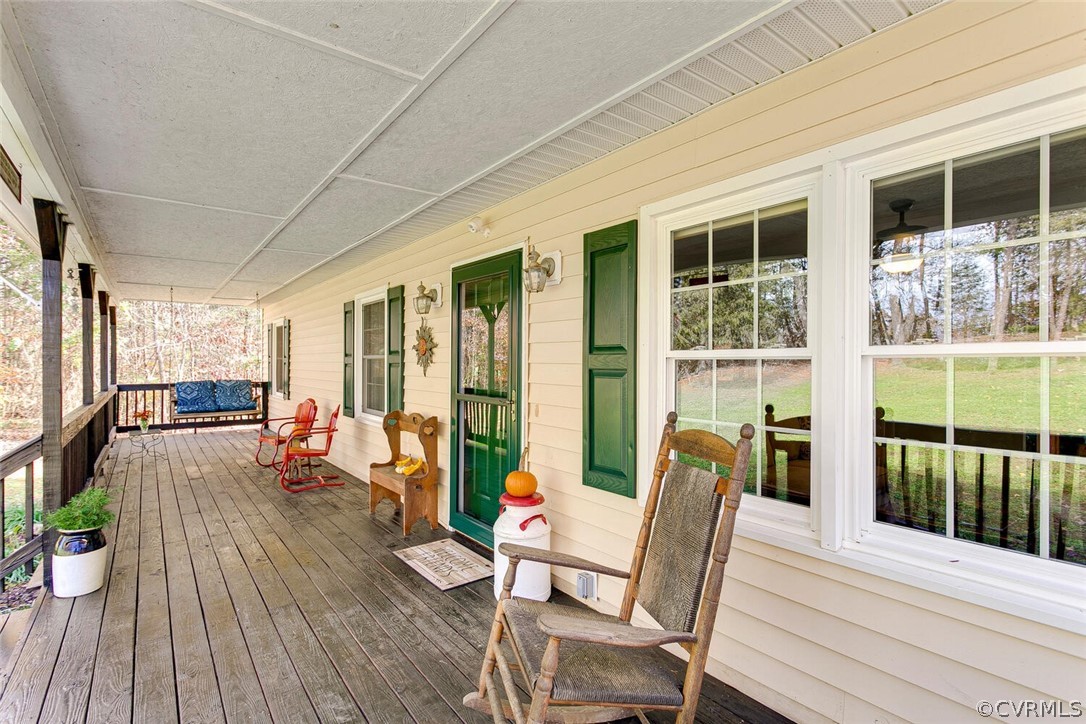 3817 Leabough Road Goochland, VA 23063 - Photo 2 of 29