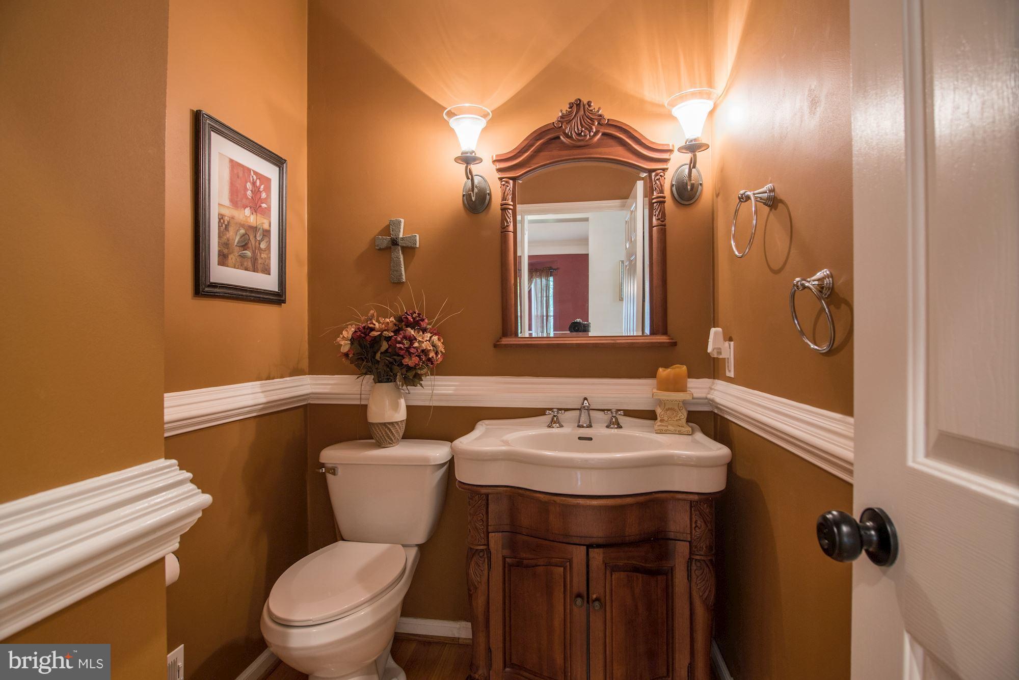 1716 Algonquin Road Frederick, MD 21701 - Photo 7 of 30 Bath