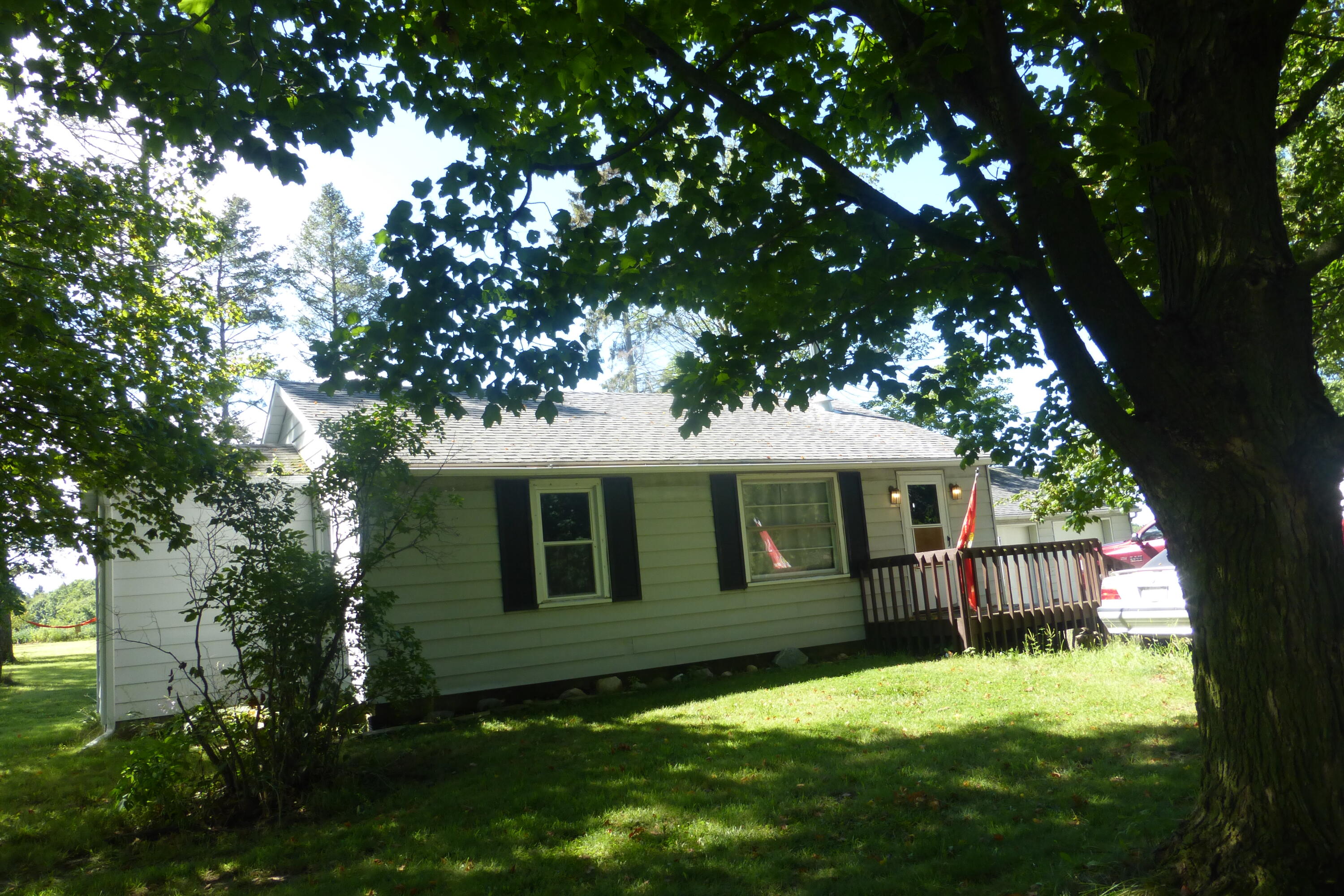 3060 Olive Branch Road Galien, MI 49113 - Photo 1 of 10 P1040354