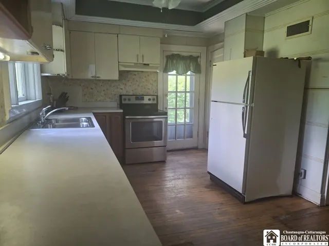 $79,500 | 704 Jefferson Street, Jamestown, NY 14701