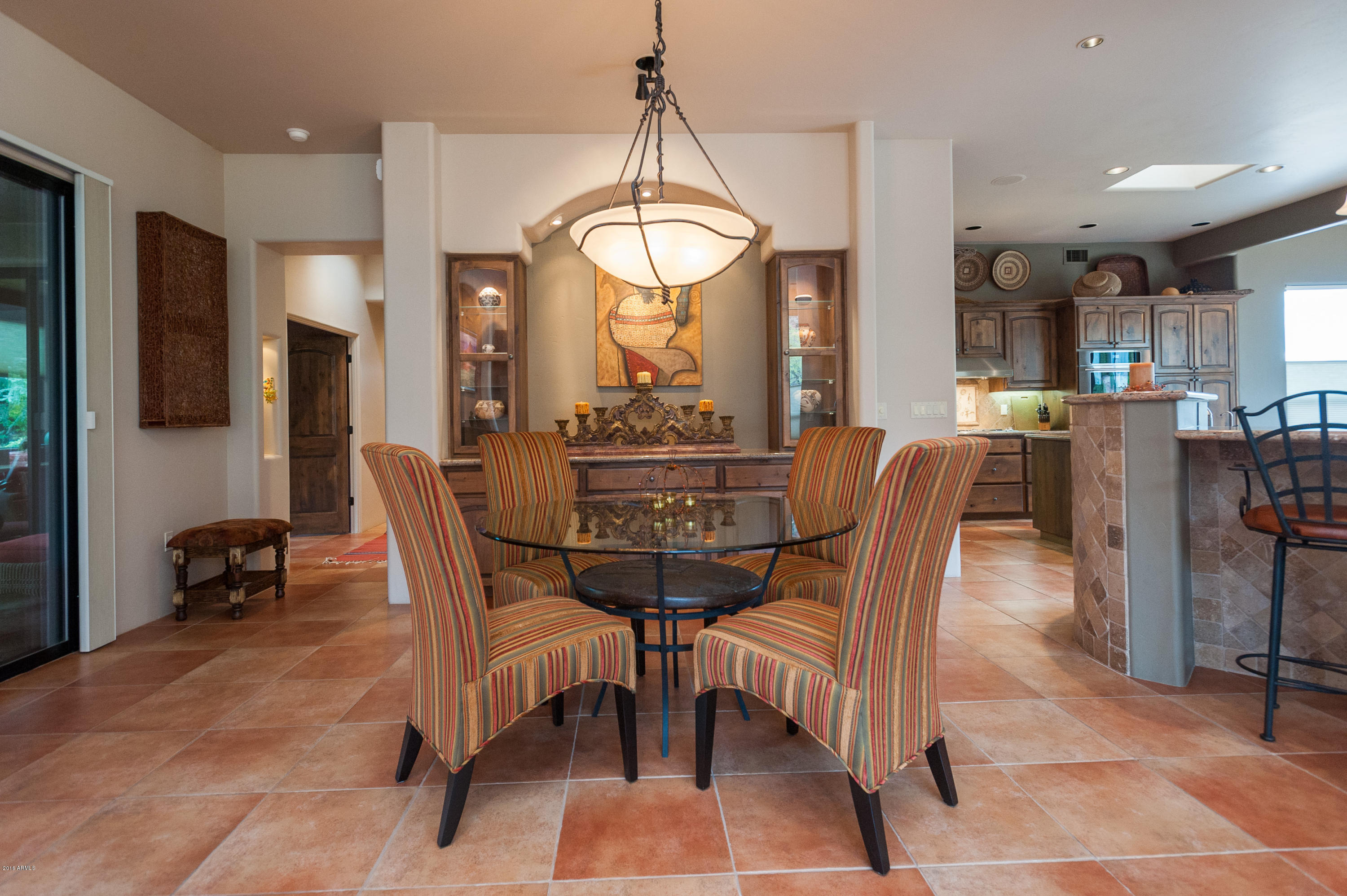 860 Rodeo Road Sedona, AZ 86336 - Photo 10 of 32 Warm Spaces