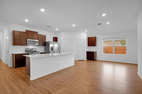 $2,300 | 21409 Resource Road, Pflugerville, TX 78660