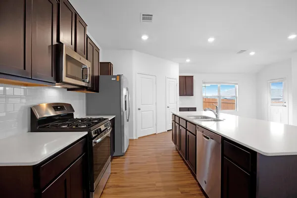 $2,300 | 21409 Resource Road, Pflugerville, TX 78660