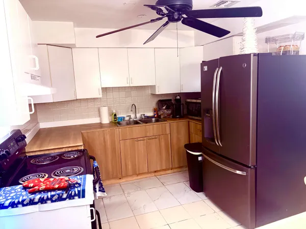 $2,800 | 171 Southeast 28th Avenue, Boynton Beach, FL 33435