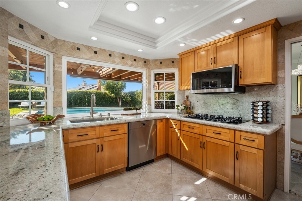 24342 Cardinal Place Lake Forest, CA 92630 - Photo 27 of 75