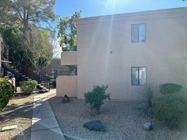 $1,595 | 2935 North 68th Street, Unit 109, Scottsdale, AZ 85251