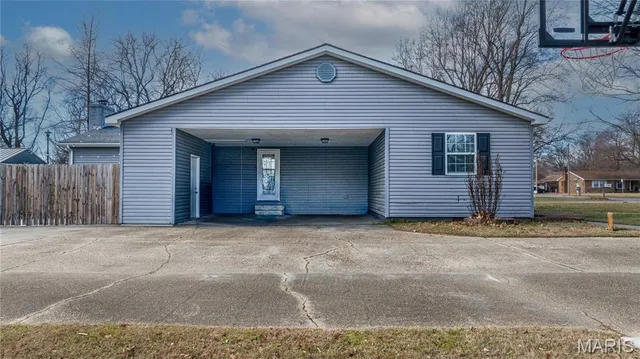 $239,900 | 105 Linda Drive, Sikeston, MO 63801