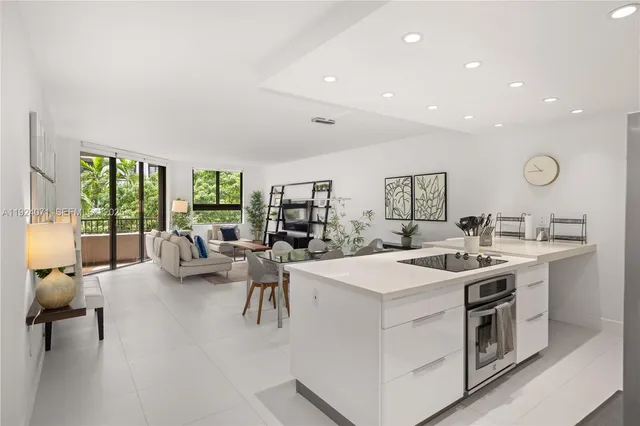$1,450,000 | 101 Crandon Boulevard, Unit 379, Key Biscayne, FL 33149