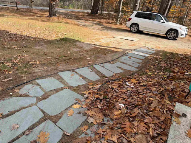 $2,300 | 192 Dorrs Corner Road, Unit A, Ossipee, NH 03864