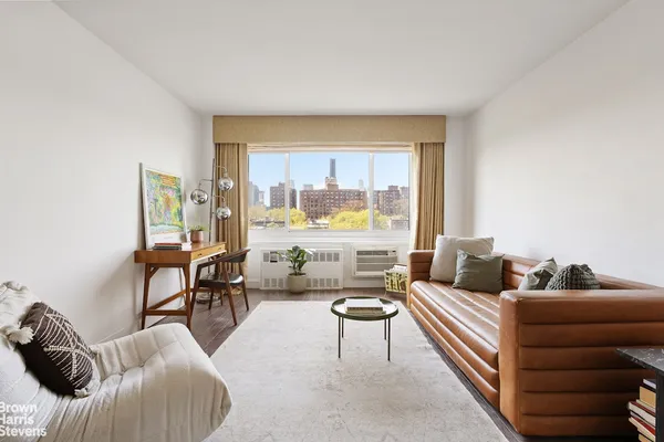 $599,000 | 185 Hall Street, Unit 710 | Clinton Hill