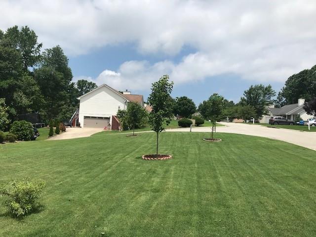4086 Parks Road Flowery Branch, GA 30542 - Photo 2 of 23 a garden view