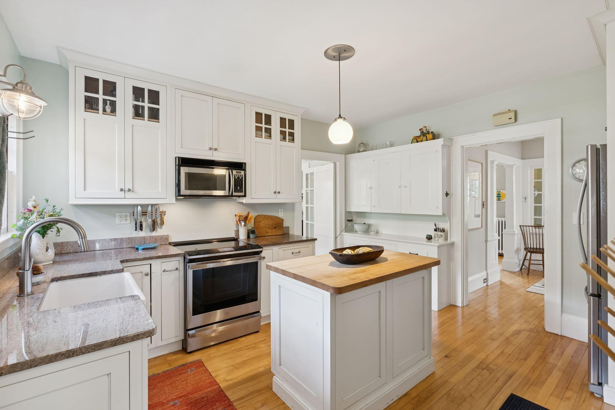 89 Clinton Street Portland, ME 04103 - Photo 16 of 51 29_DSC02326